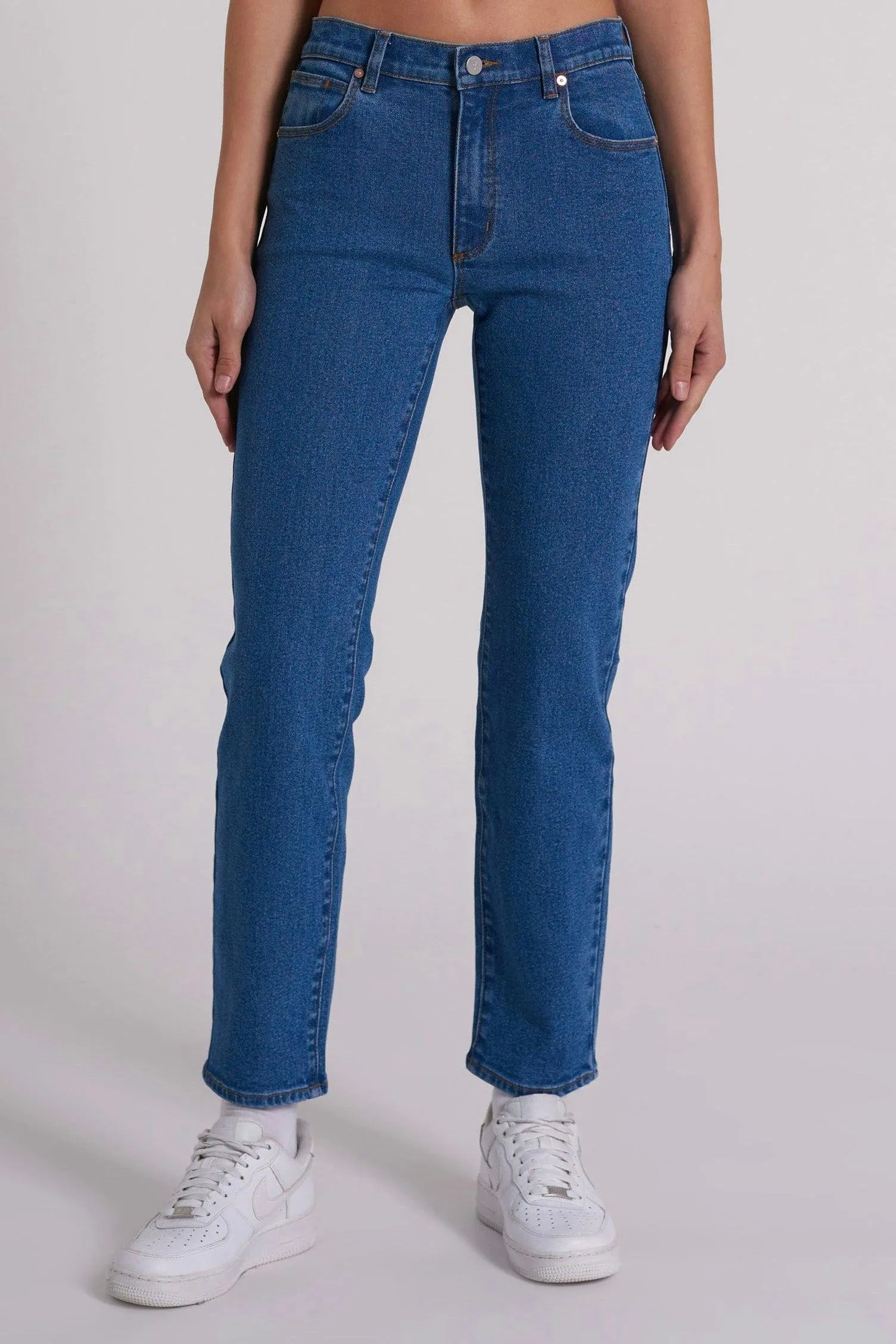 95 Stovepipe Liliana Blue Slim Mid Rise Denim Jean