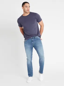 Marcus Slim Straight Jeans in Light Indigo Mavi