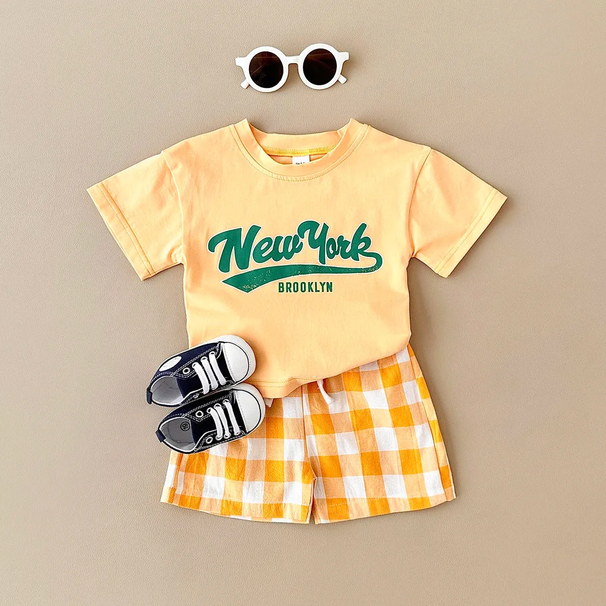 New York Short Sleeved Tee & Checkered Shorts Set